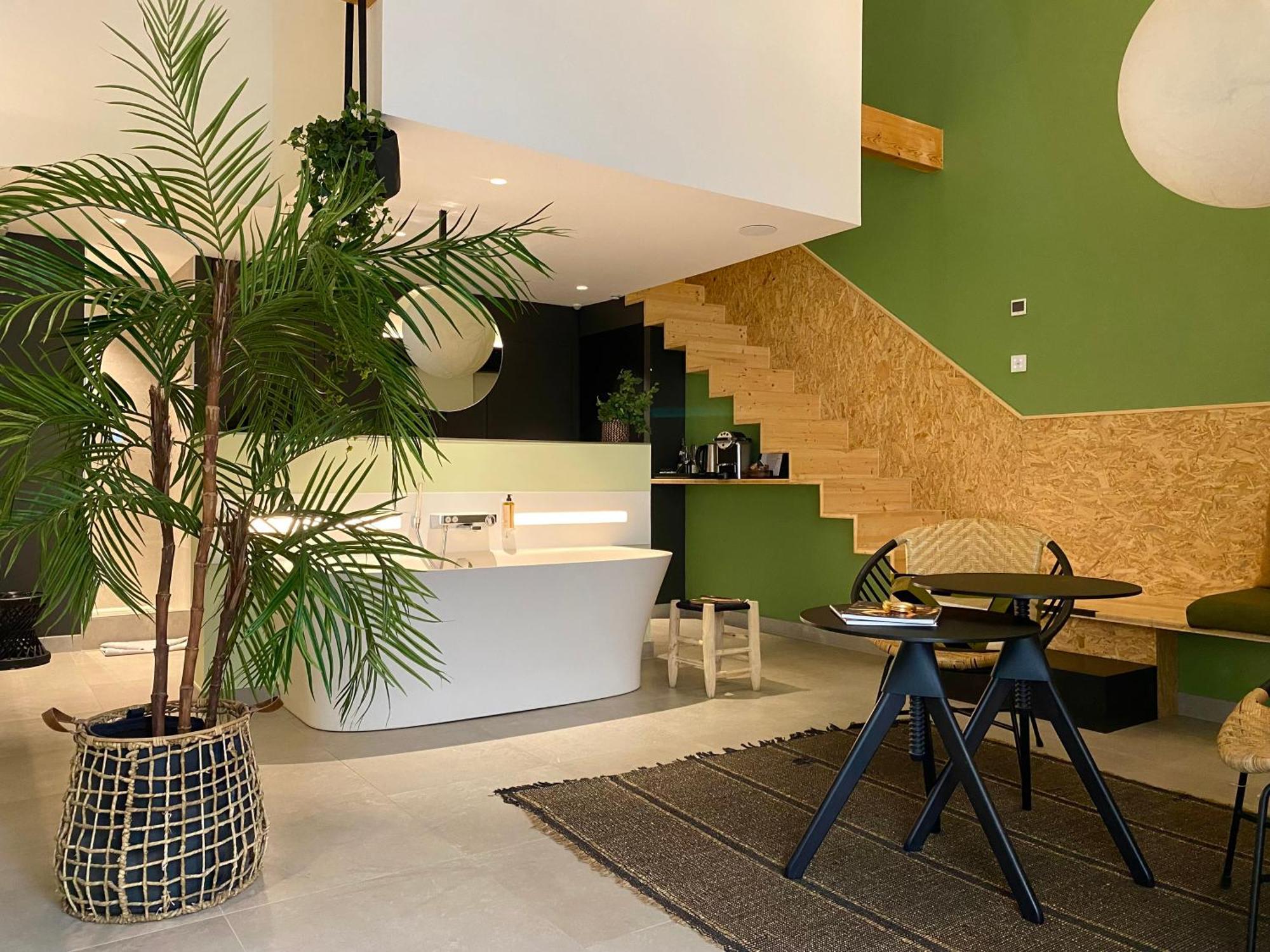 Mihotel Comte Lyon Exterior photo